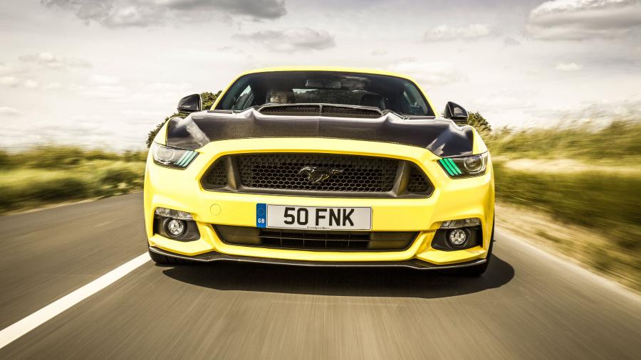  Ford Mustang CS700 by Clive Sutton 2016 года  (фото 5 из 19)